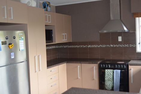 Photo of property in 79 Churchill Avenue, Hokowhitu, Palmerston North, 4410