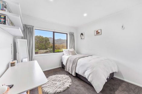 Photo of property in 13 Frankie Stevens Place, Riverstone Terraces, Upper Hutt, 5018