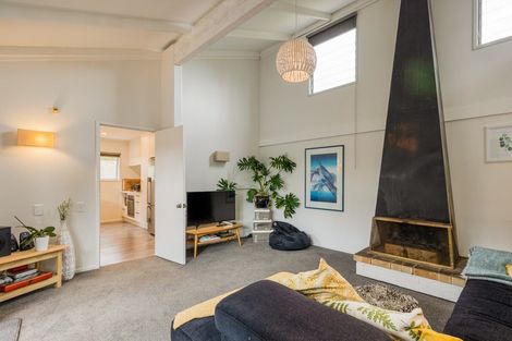 Photo of property in 279 Royal Road, Massey, Auckland, 0614