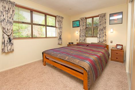 Photo of property in 15 Hillcrest Road, Hatfields Beach, Orewa, 0931