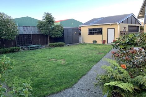 Photo of property in 10 Robert Grove, Paraparaumu, 5032