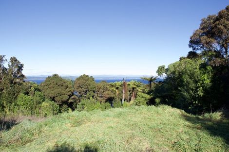Photo of property in 2 Whakamoenga Point, Acacia Bay, Taupo, 3385