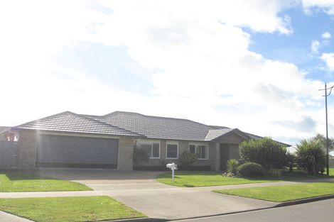 Photo of property in 25 Farringdon Avenue, Rototuna North, Hamilton, 3210