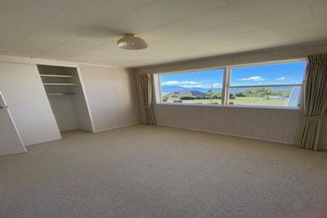 Photo of property in 17 Kinder Street, Acacia Bay, Taupo, 3330