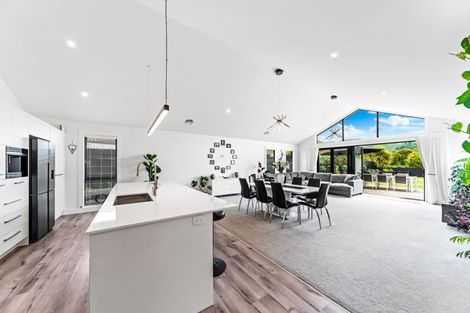 Photo of property in 97 Lisland Drive, Kinloch, Taupo, 3377