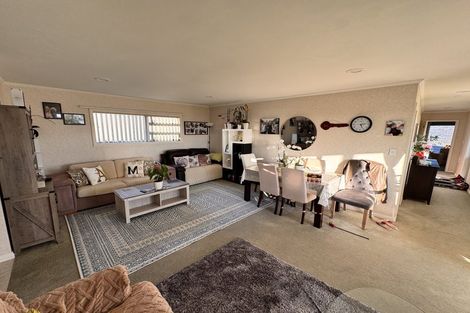 Photo of property in 290 Point View Drive, Dannemora, Auckland, 2016