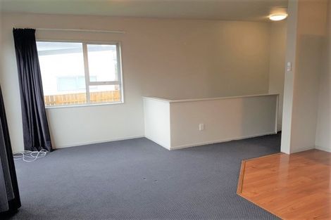 Photo of property in 5/18 Lambley Road, Titahi Bay, Porirua, 5022