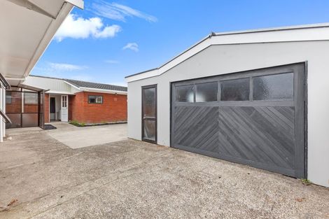 Photo of property in 61 College Road, Edgecumbe, 3120