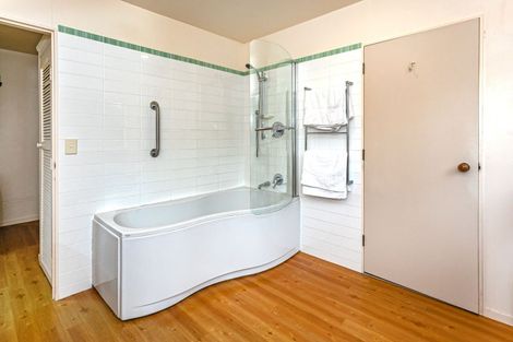 Photo of property in 2 Tairua Heights, Tairua, 3508