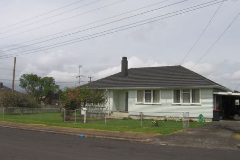 Photo of property in 1 Runa Place, Mount Wellington, Auckland, 1062