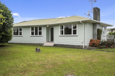 Photo of property in 19 Apollo Parade, Milson, Palmerston North, 4414