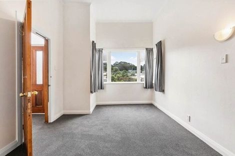 Photo of property in 22 Owen Street, Newtown, Wellington, 6021