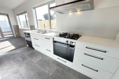 Photo of property in 41 Whiteley Street, Moturoa, New Plymouth, 4310