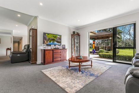 Photo of property in 89 Burnside Road, Ardmore, Papakura, 2582