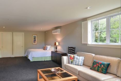 Photo of property in 3 Chalmers Close, Orewa, 0931