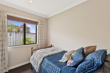 Photo of property in 16 Holford Place, Huntington, Hamilton, 3210