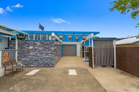 Photo of property in 118 Aberdeen Place, Whangamata, 3620