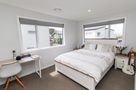 Photo of property in 92 Silverstream Road, Crofton Downs, Wellington, 6035