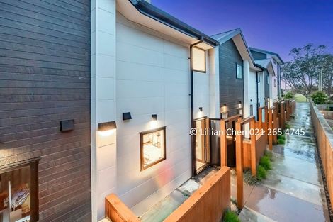 Photo of property in 6/24 Yeovil Road, Te Atatu Peninsula, Auckland, 0610