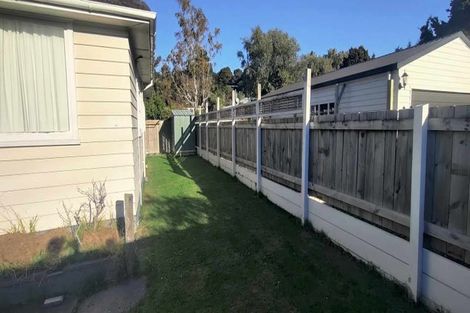 Photo of property in 52 Heretaunga Square, Silverstream, Upper Hutt, 5019