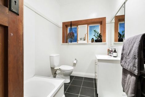 Photo of property in 121 Mornington Road, Brooklyn, Wellington, 6021