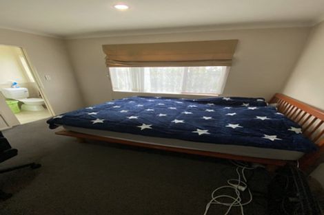 Photo of property in 14 Monash Place, Flat Bush, Auckland, 2016