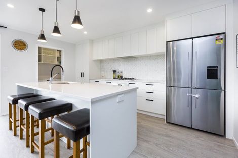 Photo of property in 99 Mawai Hakona Drive, Wallaceville, Upper Hutt, 5018