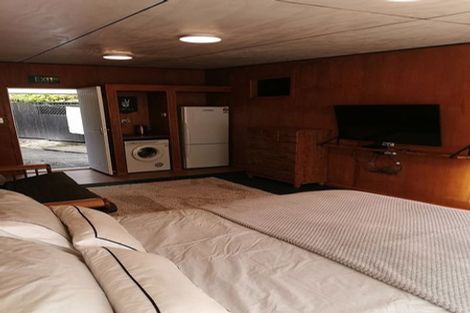 Photo of property in 22 Tombleson Road, Lake Rotoma, Rotorua, 3074