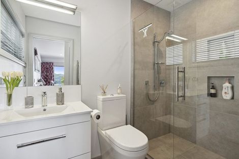 Photo of property in 71 Endeavour Drive, Whitby, Porirua, 5024