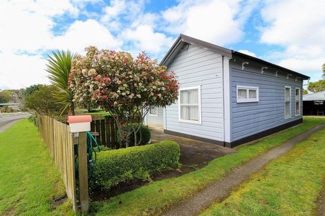 Photo of property in 7 Ruahine Street, Dannevirke, 4930
