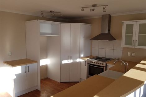 Photo of property in 3 South Crescent, Amberley, 7481