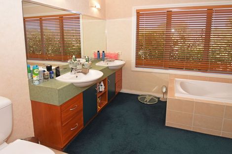 Photo of property in 4 William Donald Drive, Solway, Masterton, 5810