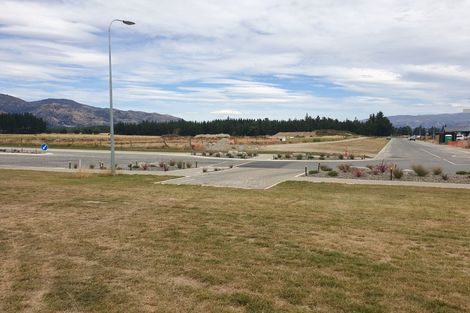 Photo of property in 35 Timsfield Drive, Lake Hawea, Wanaka, 9382