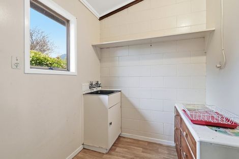 Photo of property in 1/175 Clayton Road, Mangakakahi, Rotorua, 3015