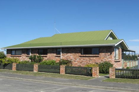 Photo of property in 35 Glenview Terrace, Highfield, Timaru, 7910