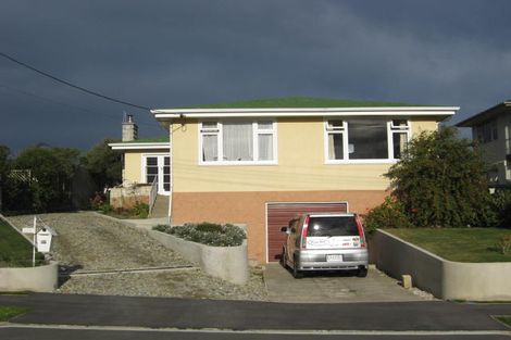 Photo of property in 16 Arthur Street, Holmes Hill, Oamaru, 9401