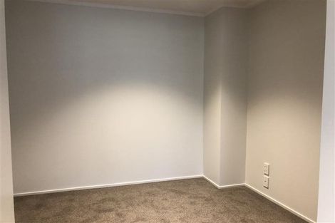 Photo of property in 13a/30 Westward Ho, Glen Eden, Auckland, 0602