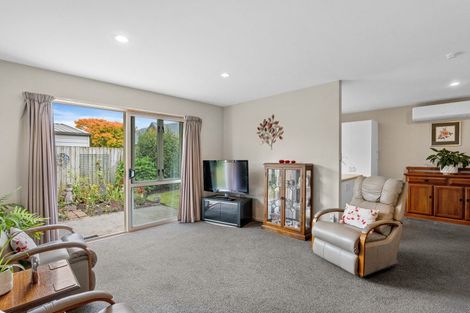Photo of property in 5b Oldham Place, Darfield, 7510