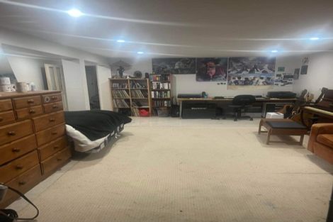 Photo of property in 52 Chamberlain Road, Karori, Wellington, 6012