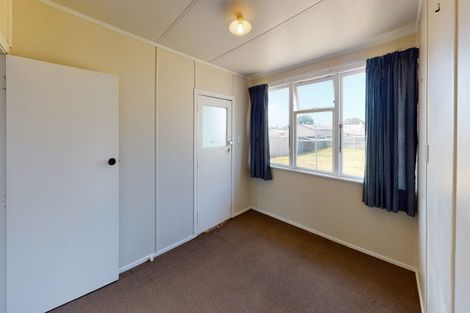 Photo of property in 60-62 Titoki Street, Castlecliff, Whanganui, 4501