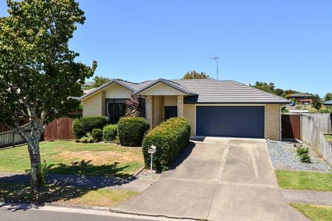 Photo of property in 51 Twickenham Place, Nawton, Hamilton, 3200