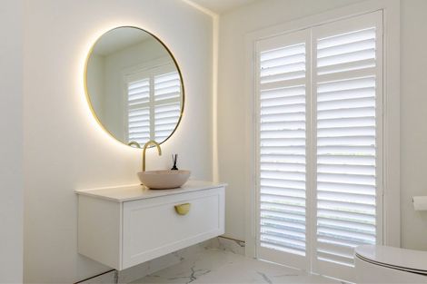 Photo of property in 13 Lochinvar Lane, Acacia Bay, Taupo, 3385