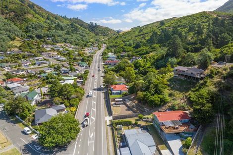 Photo of property in 37a Wairau Road, Picton, 7220
