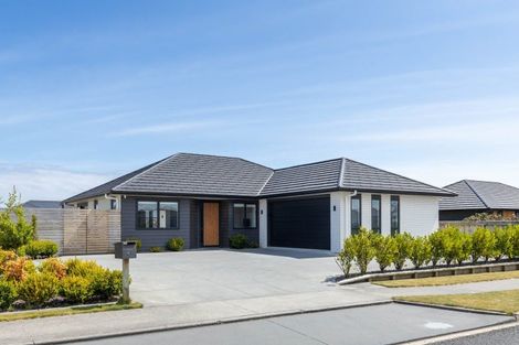 Photo of property in 21 Longstaff Drive, Bell Block, New Plymouth, 4312