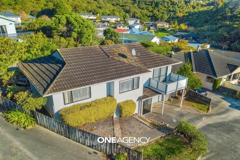 Photo of property in 43 Rose Street, Ranui, Porirua, 5024