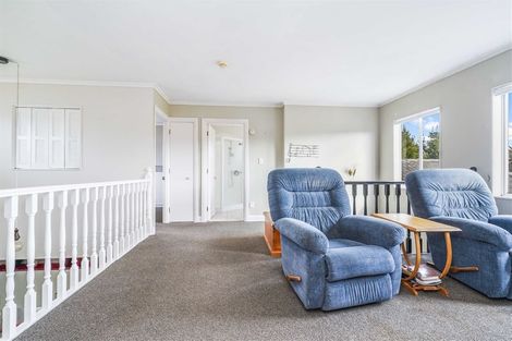 Photo of property in 51 Nielsen Gardens, Rototuna, Hamilton, 3210