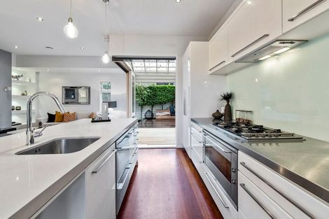 Photo of property in 1/7 Fentham Road, Hauraki, Auckland, 0622