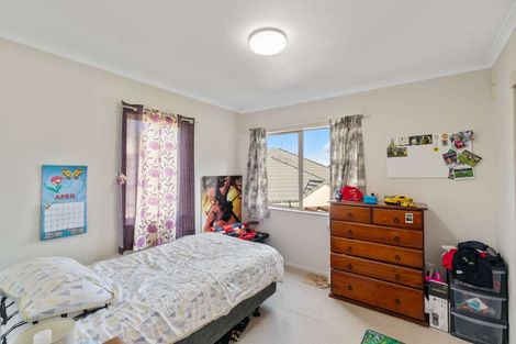 Photo of property in 26 Terracotta Drive, Blockhouse Bay, Auckland, 0600