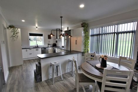 Photo of property in 21 West Road, Tokoroa, 3491