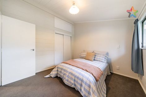Photo of property in 106 Cambridge Terrace, Fairfield, Lower Hutt, 5011